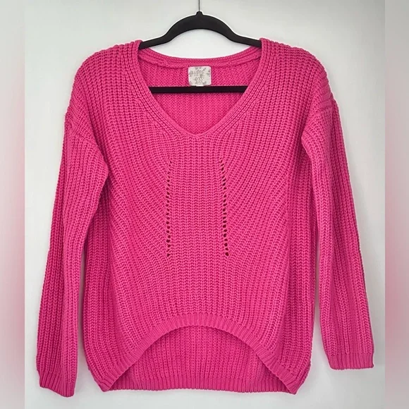 Hippie Rose Bright Hot Pink Knit V-Neck Sweater - Picture 1 of 8